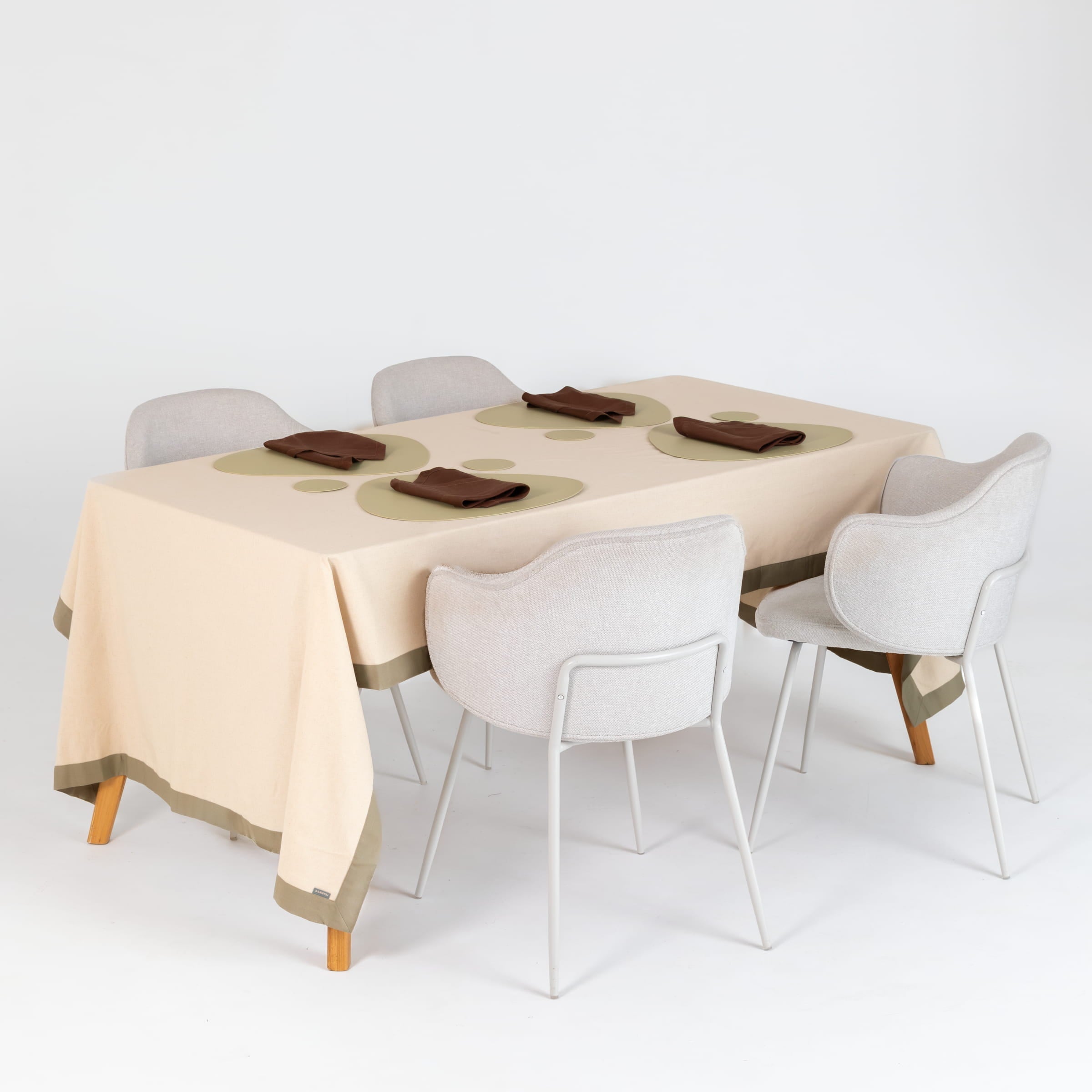 Long Lunch Table Setting (Setting for 4) - Buy Table Linen Sets Online at FRANKY'S