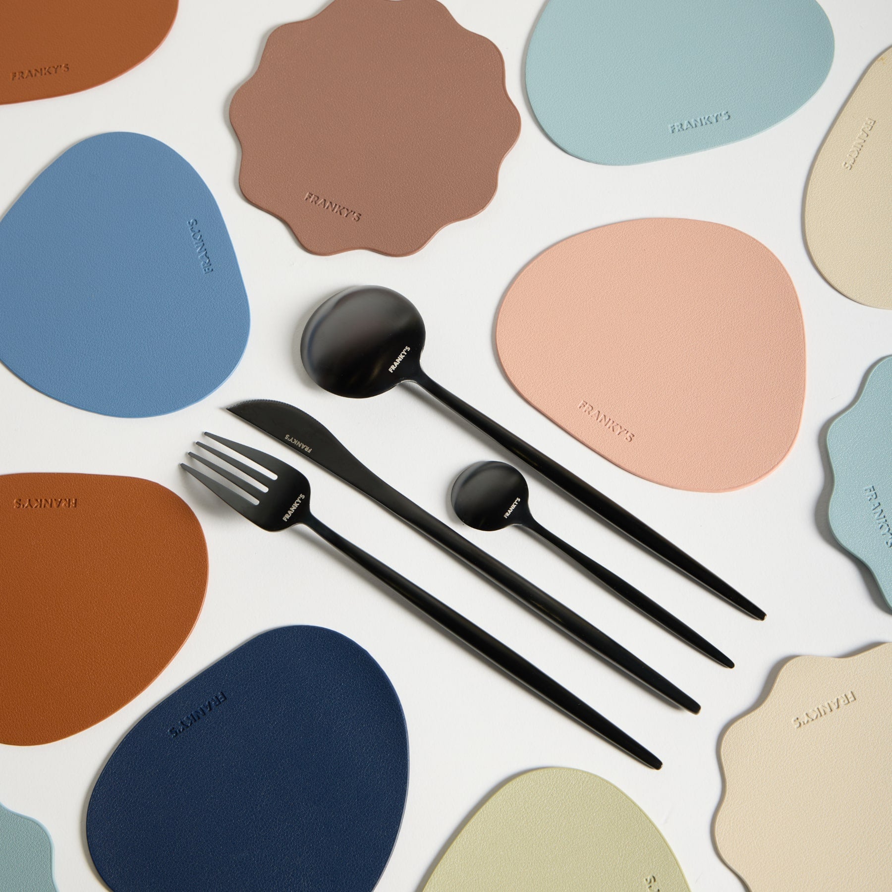 Peru Cutlery Set Black - Buy Cutlery Sets Online at FRANKY'S