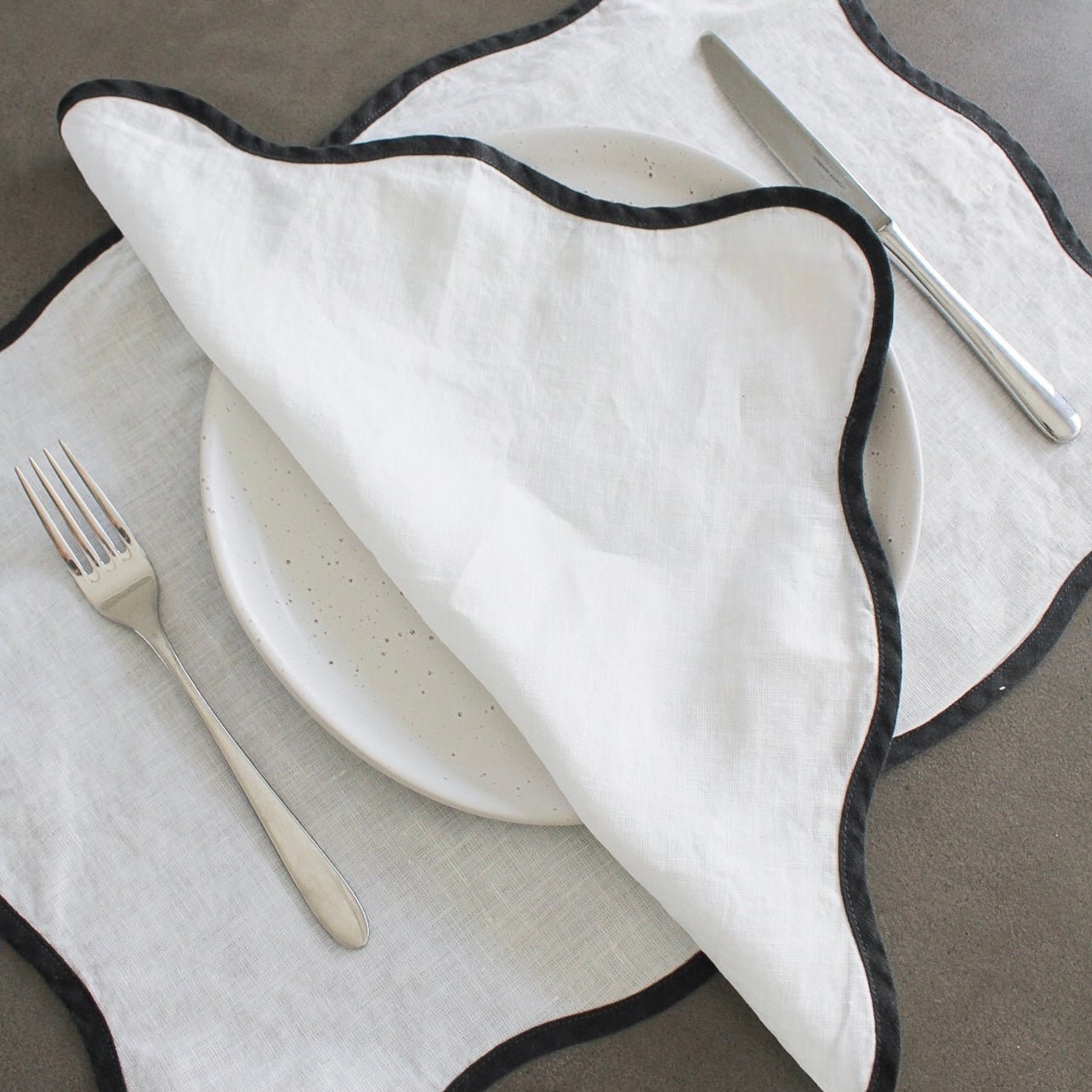 Positano Linen Napkins (Set of 4) - Buy Cloth Napkins Online at FRANKY'S