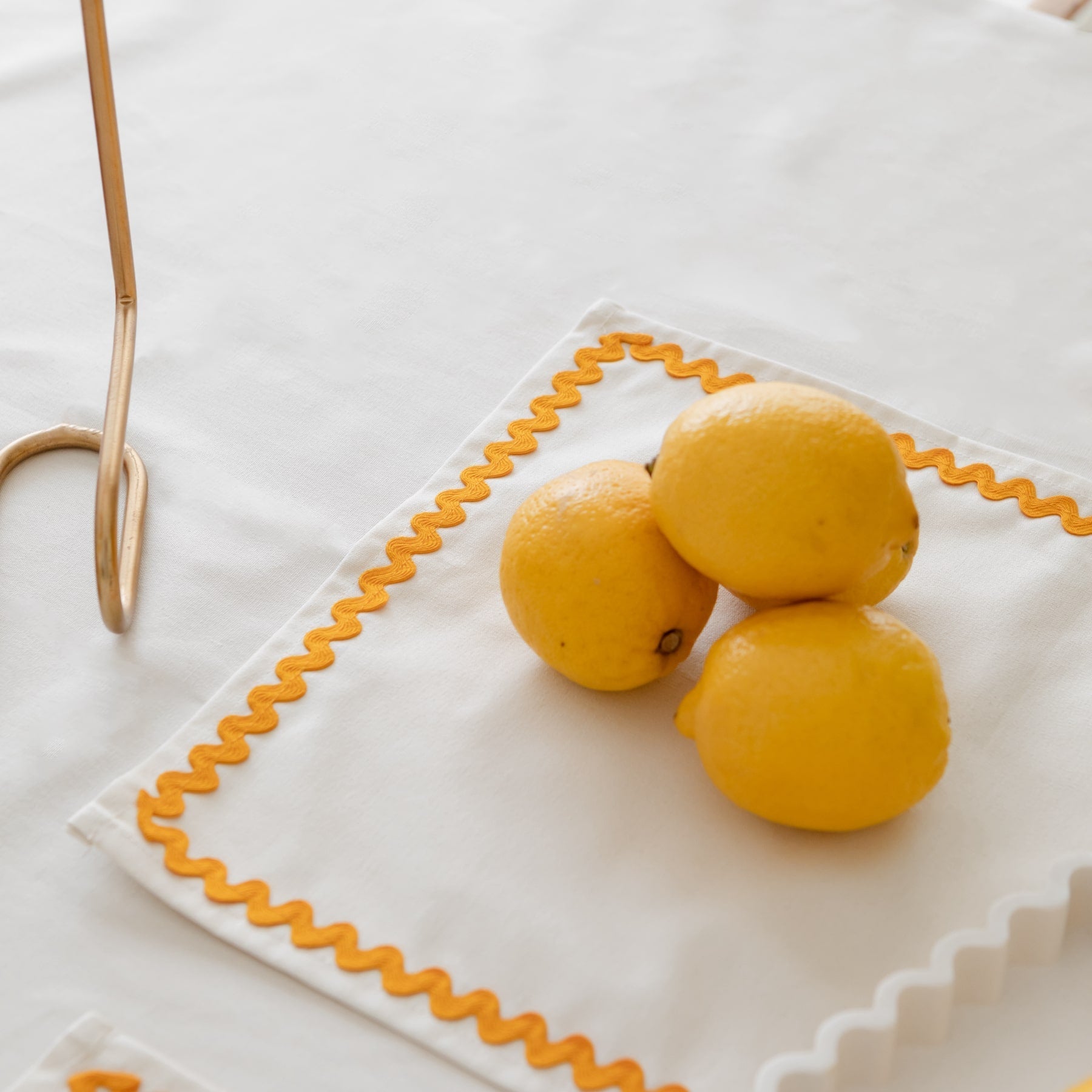 Portsea Linen Set - Yellow - Buy Table Linen Sets Online at FRANKY'S