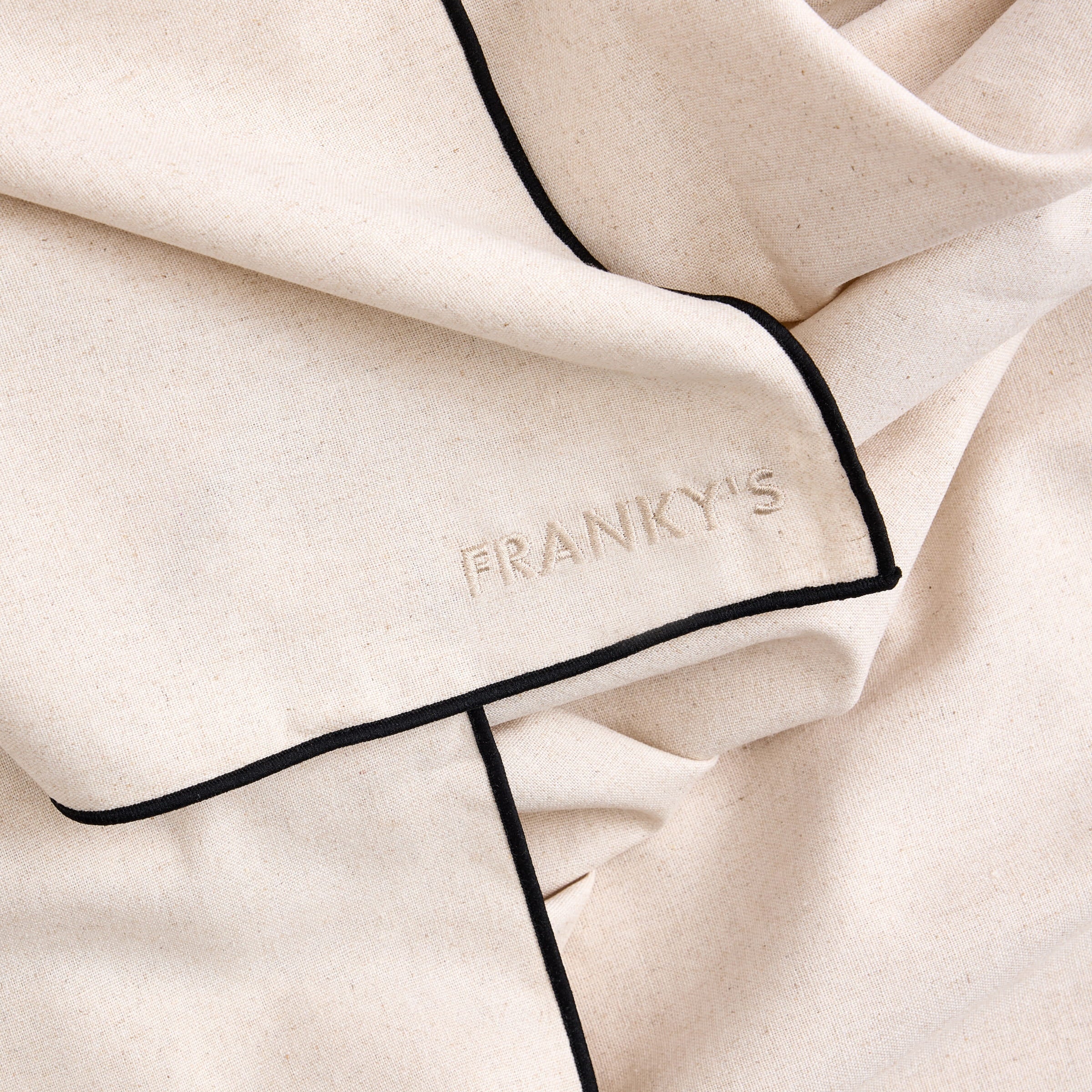 Valencia Tablecloth Black - Buy Tablecloths Online at FRANKY'S