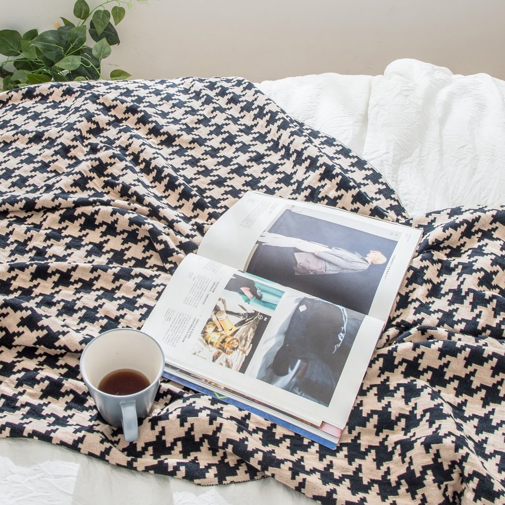 Houndstooth Blanket - Buy Blankets Online at FRANKY'S